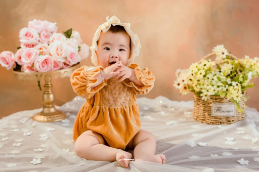 钟祥四个月宝宝放屁很臭